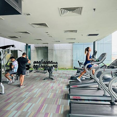 Summer Suites Klcc By Homestay Kuala Lumpur Bagian luar foto
