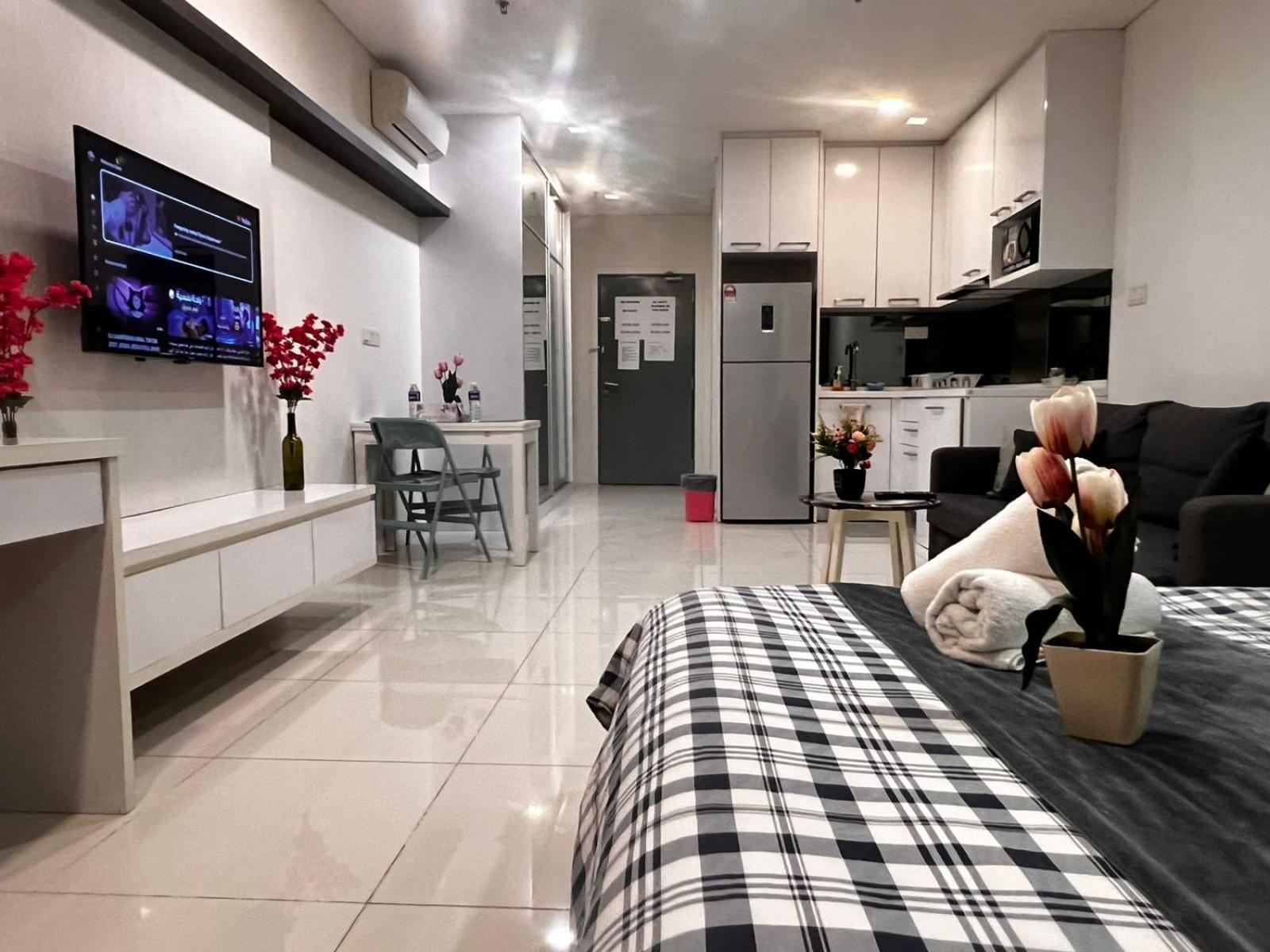 Summer Suites Klcc By Homestay Kuala Lumpur Bagian luar foto