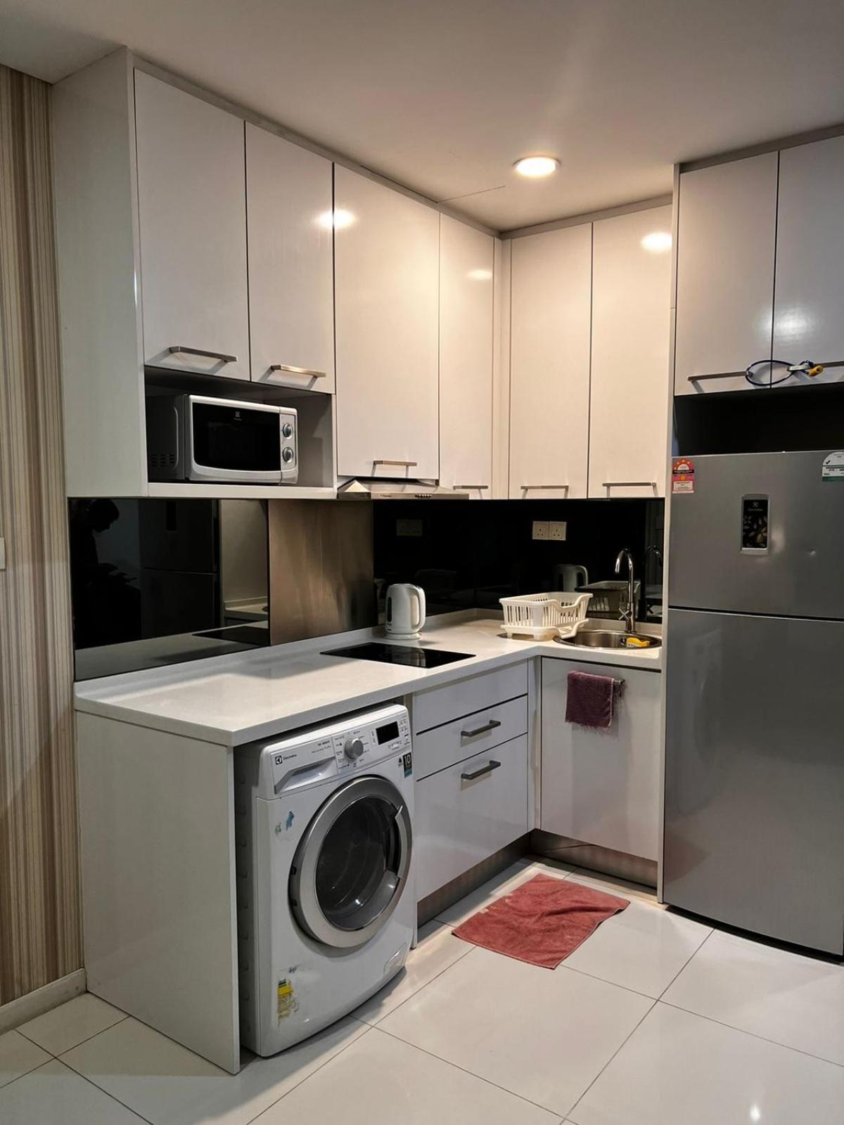 Summer Suites Klcc By Homestay Kuala Lumpur Bagian luar foto